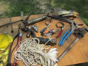 lot 70 image: Car Tools