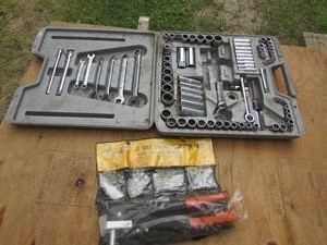 lot 73 image: Tool Lot