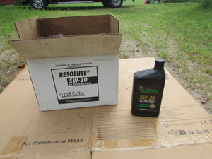 lot 74 image: Motor Oil