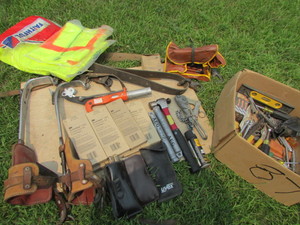 lot 87 image: Garage Items