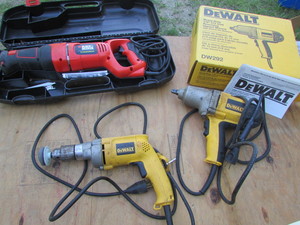 lot 106 image: Tools