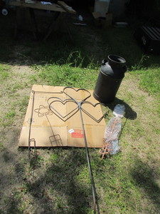 lot 43 image: YardGarden Items