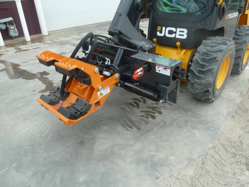 lot 15 image: Landhoner Rotating Pole Grapple