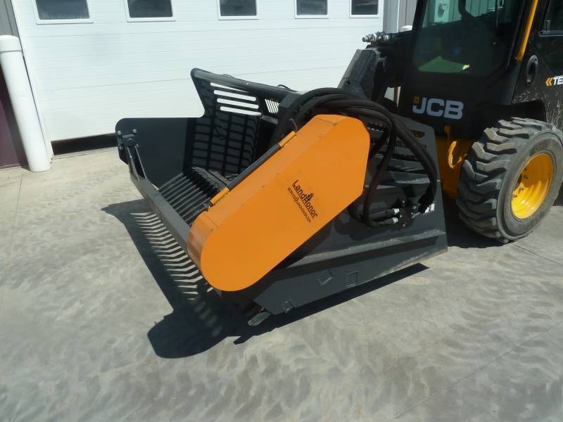 lot 22 image: Landhoner Rotating Rock Rake 72