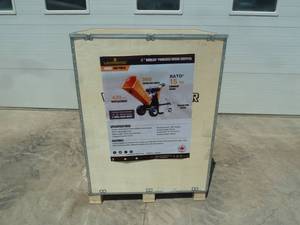 lot 4 image: Landhoner Wood Chipper