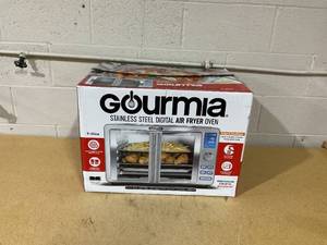 lot 313 image: Gourmia 9-Slice Digital Air Fryer Oven with 14 One-Touch Cooking Functions and Auto French Doors Convection Toaster Oven