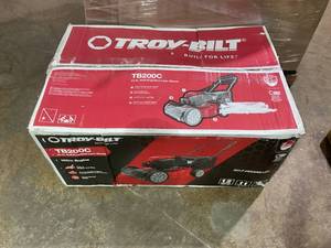 lot 36 image: Troy-Bilt 21 Inch TB200C Self-Propelled Lawn Mower