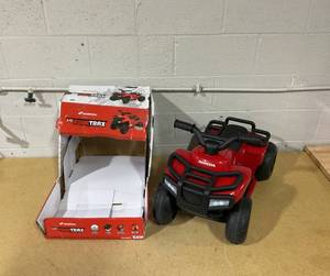 lot 365 image: 6V Honda Four Trax, Battery Powered Ride on