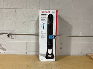 lot 386 image: Honeywell 40 White Quiet Set Oscillating Tower Fan, 30ft Air Circulation Power, 5 Speed, Auto Off Timer