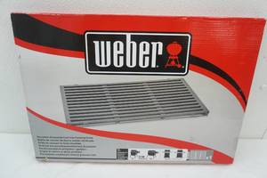 lot 9 image: (NEW) Weber Porcelain-Enameled Cast Iron Cooking Grate