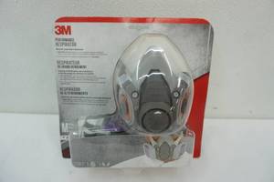 lot 24 image: NEW 3M Performance Respirator