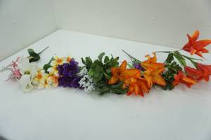 lot 37 image: Artificial Flowers NEW