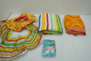 lot 51 image: 2 Beach Towels 3 Blow-Up Rings For Swimming