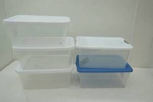 lot 57 image: 5 storage containers with lids