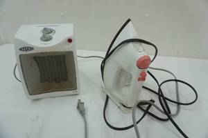 lot 119 image: Heater, Iron, Happy Easter Hand Towel