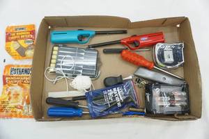 lot 186 image: Tools, Hot hands & Feet Warmers
