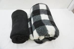lot 193 image: Fleece and Plush Throw Blankets, Black & White