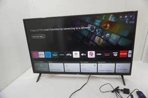 lot 196 image: LG 43 Smart TV