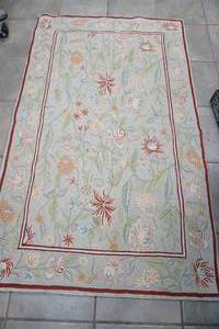 lot 217 image: Rug 58x35.5. Chain-Stitch Embroidery 100% Wool