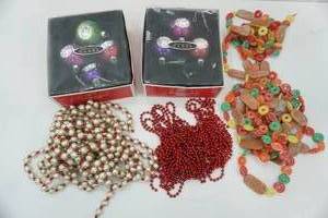 lot 238 image: Christmas Decor