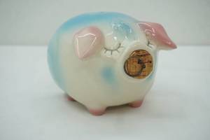 lot 251 image: Hull Pottery Co Corky Pig Bank 1957