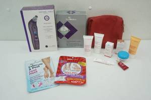 lot 271 image: Microderm System, Foot Masks, Clarins Products