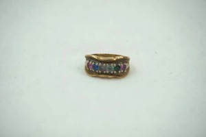 lot 280 image: 10K Mothers Ring