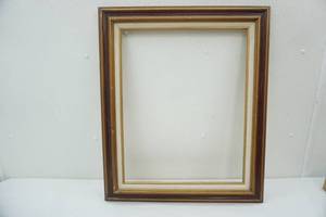 lot 286 image: Wooden Picture Frame 25.5x21