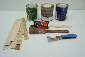 lot 298 image: Painting & Staining Lot