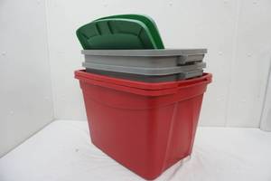 lot 310 image: Sterilite & Rubbermaid Totes (4ct with 3 lids)
