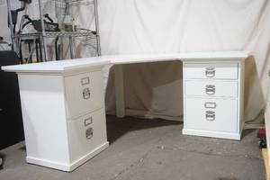 lot 343 image: White Wood Corner Desk with File Cabinets & Drawers