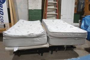 lot 360 image: i10 Sleep Number Adjustable Base Bed