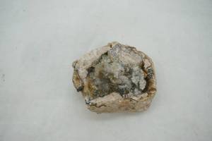 lot 385 image: Quartz Geode 1.5 wide