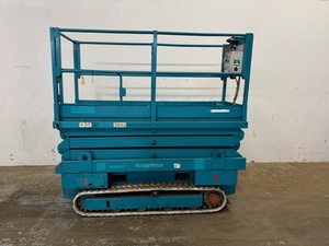 lot 6 image: 2008 ENCL06 Airman Track Drive Scissor Lift