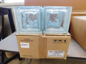 lot 25 image: 16 - Glass Blocks - 6 x 6 x 3
