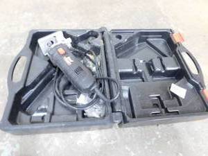 lot 29 image: Freud FT750 Trim Router with Plastic Case
