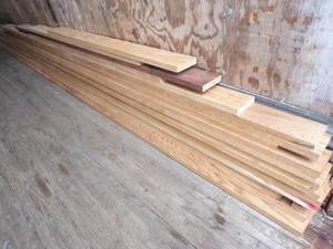 lot 70 image: Stained Oak 1 x 4