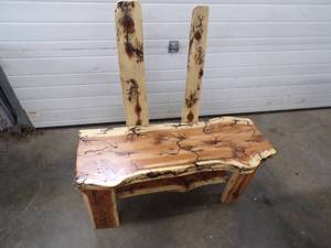 lot 153 image: Unique Bench