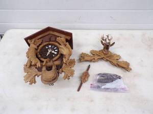 lot 90 image: Co Co Clock