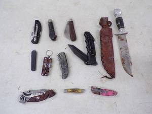 lot 25 image: 11 Assorted Knives