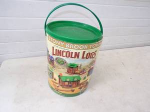lot 40 image: Large Lincoln Logs Set