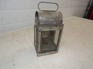 lot 107 image: Vintage Lantern