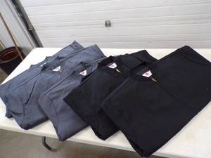 lot 132 image: 5 Jackets unused various size see pics for Size