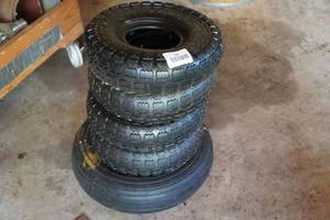 lot 187 image: 5 Utility Tires - Some with Wheels