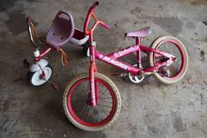 lot 192 image: Magna Girls Bike with Radio Flyer Trike