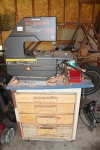 lot 445 image: Craftsman 10 Band Saw with Rolling Cart and Assorted Hardware