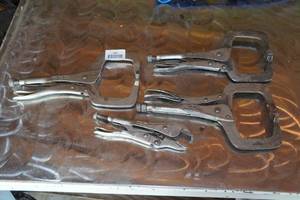 lot 564 image: Vise Grip Clamps