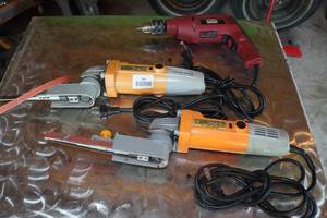 lot 566 image: 2 Bandfiles with Drill