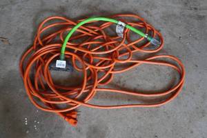 lot 579 image: Extension Cord
