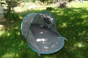 lot 135 image: Pop-Up Sun Shade